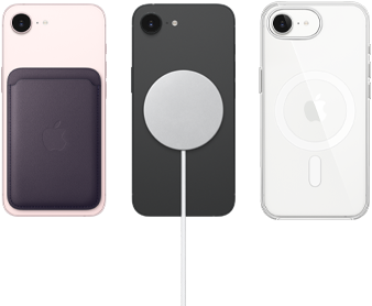 iPhone 17e i blekrosa med FineWoven-plånbok i färgen midnatt, iPhone 17e i svart med MagSafe-laddare, iPhone 17e i vitt med transparent skal med MagSafe